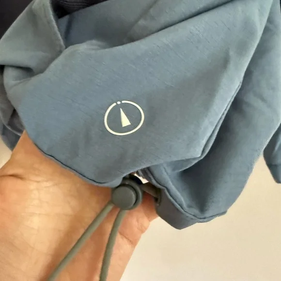 UPWEST Two-Tone Blue Hooded Jacket - Picture 4 of 7